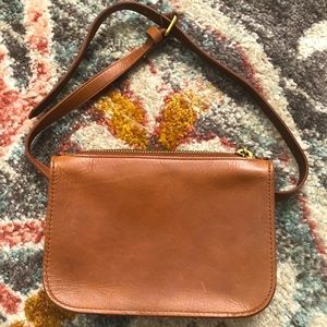 Madewell Simple Leather Fanny Pack / waist bag